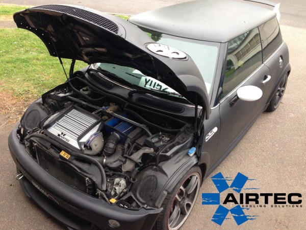 Airtec MINI Cooper S R53 Top Mount Intercooler | Orranje
