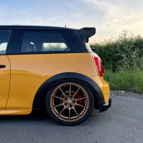 Orranje F-Wing GP Style Spoiler F56