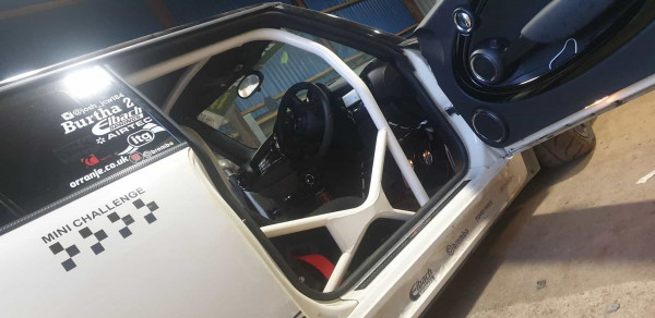 JP Cages MINI R56 Bolt In Multipoint Dash Dodger Full Roll Cage